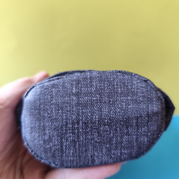 3/$25💙Dinosaur Thirty One HIDE & PEEK POUCH TOTE Bag - Dino Chomp - Picture 7 of 9